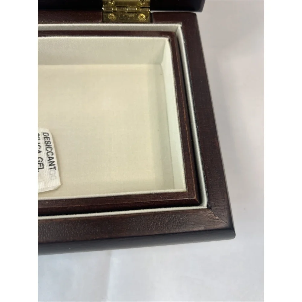 VTG Floral Tapestry Jewelry Box Wood W/ Mirror Lift Out‎ Tray Velvet Inside Read